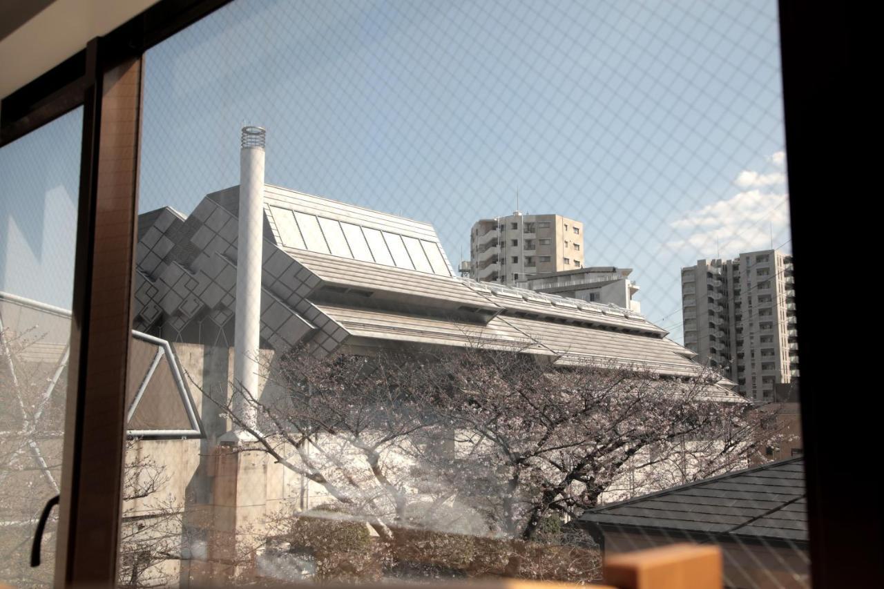 Gesthaus 昴 Hotel Tokyo Exterior photo